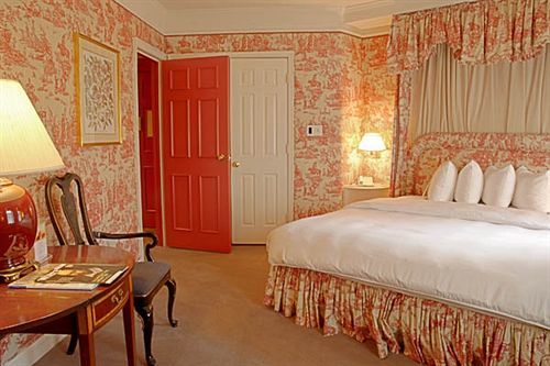 Hotel Henley Park 4*