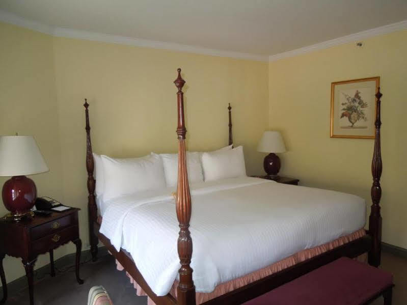 Henley Park Hotel 4*